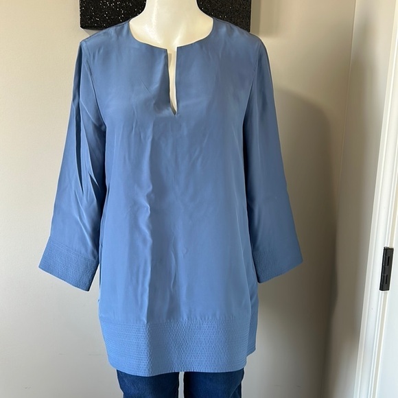 LAFAYETTE 148 Silk Blue Notched Neck Top Blouse Career Shirt Sz M - Picture 1 of 9